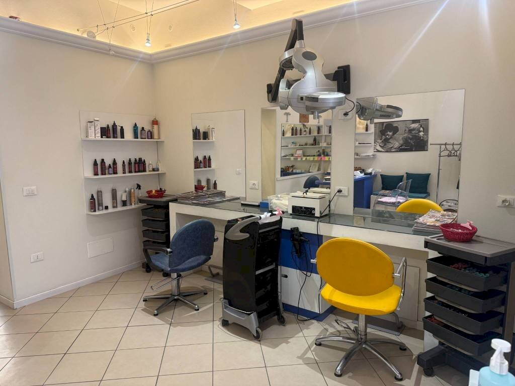 Interno non residenziale - Shop via Collegio di Spagna, Bologna (neighborhood Costa Saragozza) - photo 3