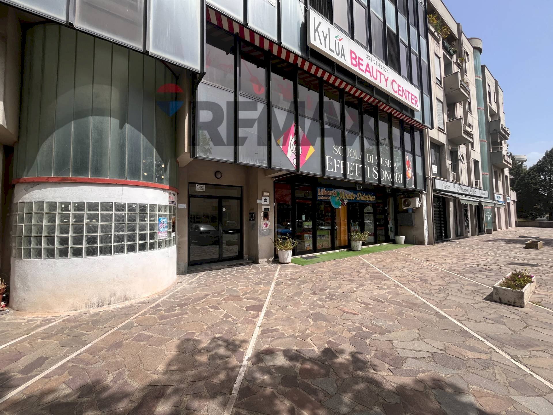 Edificio all\'aperto - Ufficio Via Sandro Pertini
 
11, Rende - foto 2