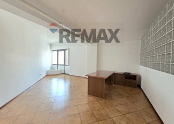 Stanza vuota - Ufficio Via Sandro Pertini
 
11, Rende - foto 5