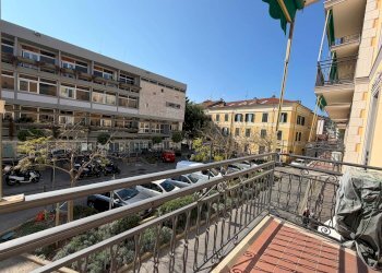 Foto 14 - Appartamento Piazza Giuseppe Maglione
 
10, Diano Marina - foto 14