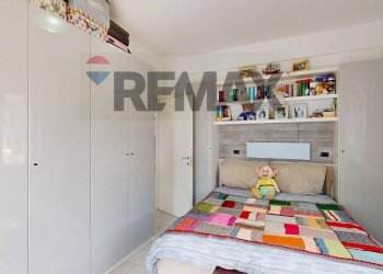 Camera / camera da letto - Three-room apartment passo del solco, Avegno - photo 14