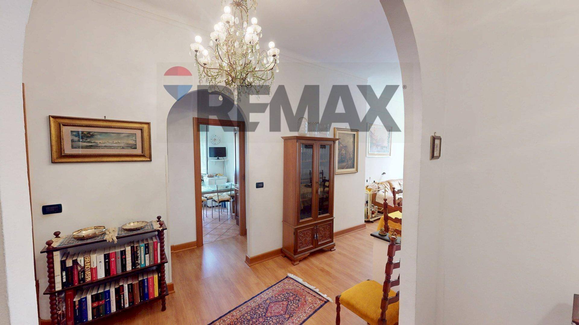 Hall / corridoio - Trilocale Via Martiri Di Cefalonia
 
4, Genova - foto 3