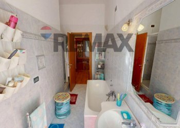 Bagno - Trilocale Via Martiri Di Cefalonia
 
4, Genova - foto 17