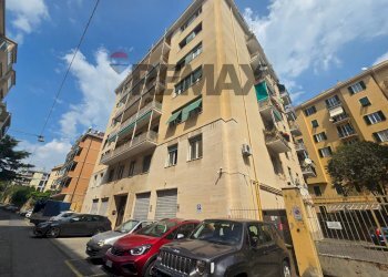 Edificio all\'aperto - Trilocale Via Martiri Di Cefalonia
 
4, Genova - foto 41