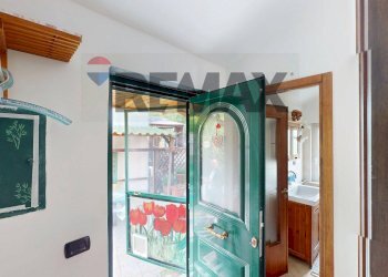 Camera / camera da letto - Quadrilocale Salita Ronco
 
28A, Genova - foto 23