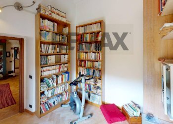 Camera / camera da letto - Quadrilocale Salita Ronco
 
28A, Genova - foto 37