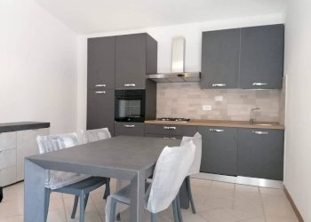 Cucina - Trilocale via Peppino Impastato, 24, Fara in Sabina - foto 2