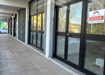 Foto 2 - Locale Commerciale Via Principe di Piemonte
 
131, Campobasso - foto 2