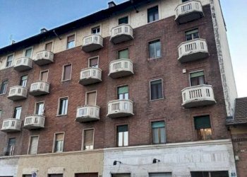 Facciata - Two-room apartment via Monfalcone, 55, Torino (neighborhood Santa Rita) - photo 1