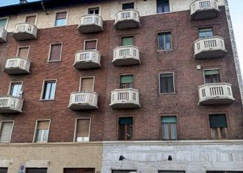 Facciata - Bilocale via Monfalcone, 55, Torino (zona Santa Rita) - foto 14