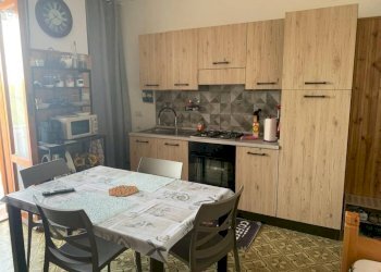 Soggiorno - Three-room apartment via Giardina, 6, Roburent - photo 1