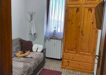 Camera da letto - Three-room apartment via Giardina, 6, Roburent - photo 12