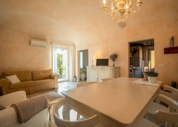 soggiorno (3) - Independent house strada Di Borgo Castello, 31, Loano - photo 9