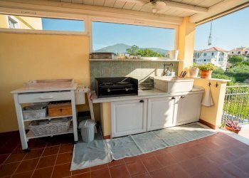 terrazzo lato monte (3) - Independent house strada Di Borgo Castello, 31, Loano - photo 19