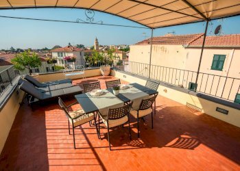 terrazzo vista mare (1) - Independent house strada Di Borgo Castello, 31, Loano - photo 20