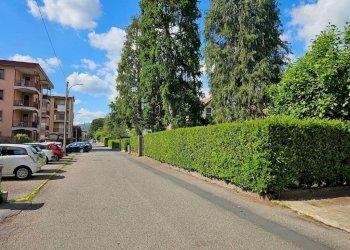 Zona - Negozio via Fratelli Rosselli, 1, Varese (zona Bobbiate) - foto 3