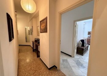 Corridoio - Appartamento via Mylius, 4, Genova (zona Carignano) - foto 18