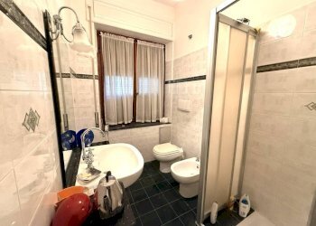 Bagno - Apartment via Mylius, 4, Genova (neighborhood Carignano) - photo 24