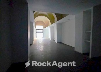 Magazzino - Negozio viale della Libertà, 145, Catania - foto 4