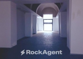 Interno non residenziale - Negozio viale della Libertà, 145, Catania - foto 5