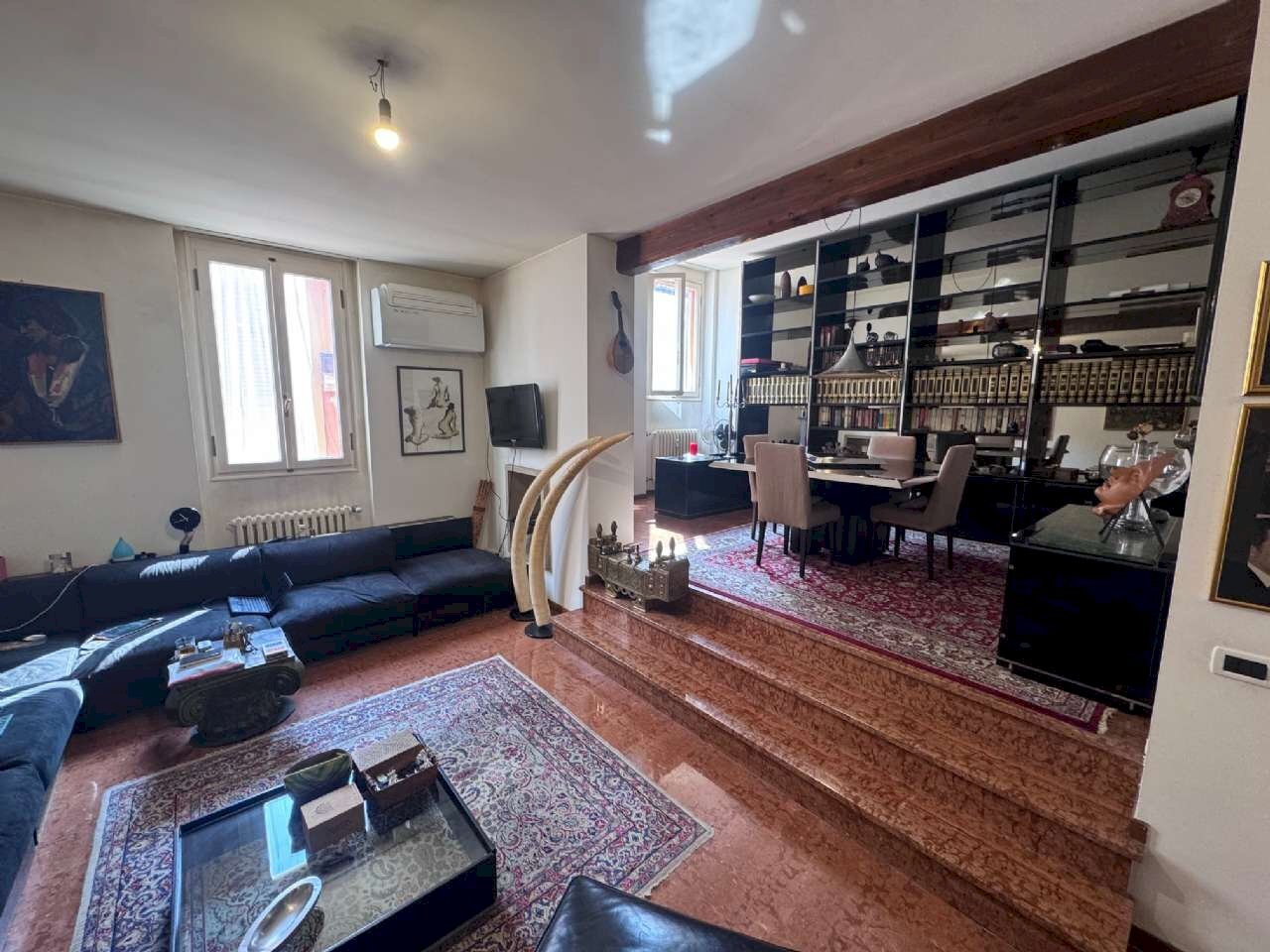 soggiorno - Appartamento via Del Monte, Bologna (zona Centro Storico) - foto 3