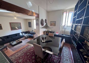 sala pranzo - Appartamento via Del Monte, Bologna (zona Centro Storico) - foto 8