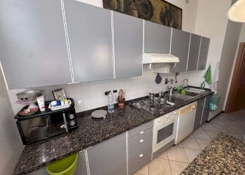 cucina abitabile - Appartamento via Del Monte, Bologna (zona Centro Storico) - foto 10