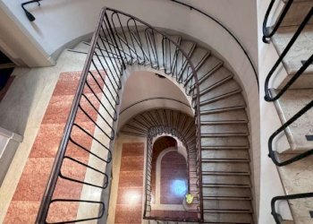 parti comuni - Appartamento via Del Monte, Bologna (zona Centro Storico) - foto 21