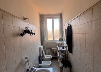 bagno - Appartamento via Del Monte, Bologna (zona Centro Storico) - foto 24