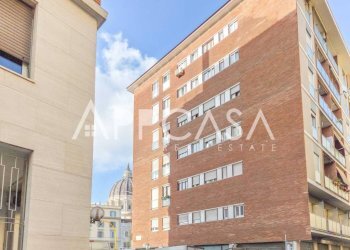 Facciata - Trilocale via Cardinal Agliardi, 16, Roma - foto 24