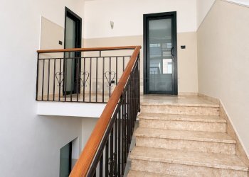 VANO SCALA COMUNE - Ufficio Via dei Colli 33, Padova - foto 19