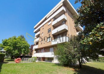 esterno - Three-room apartment Gallarate - photo 14
