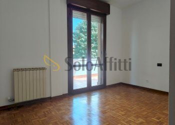 camera 2 - Three-room apartment Gallarate - photo 19