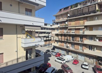 Vista - Four-room apartment Via Raffaele Malagrida, Pescara - photo 16