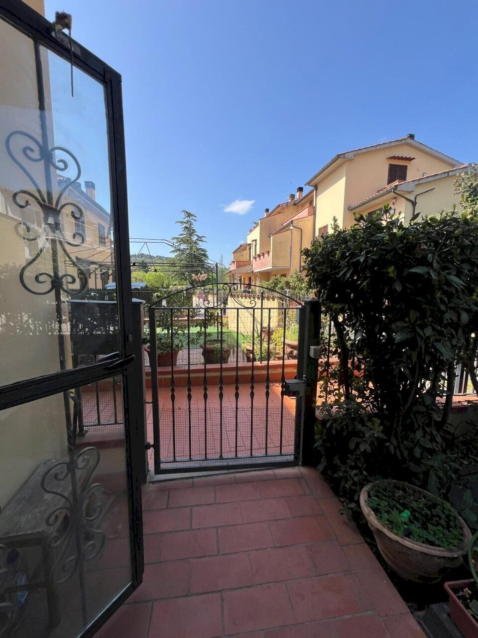 WhatsApp Image 2026-04-16 at 17.21.24 (1).jpeg - Appartamento Via Chiantigiana, Lastra a Signa - foto 2