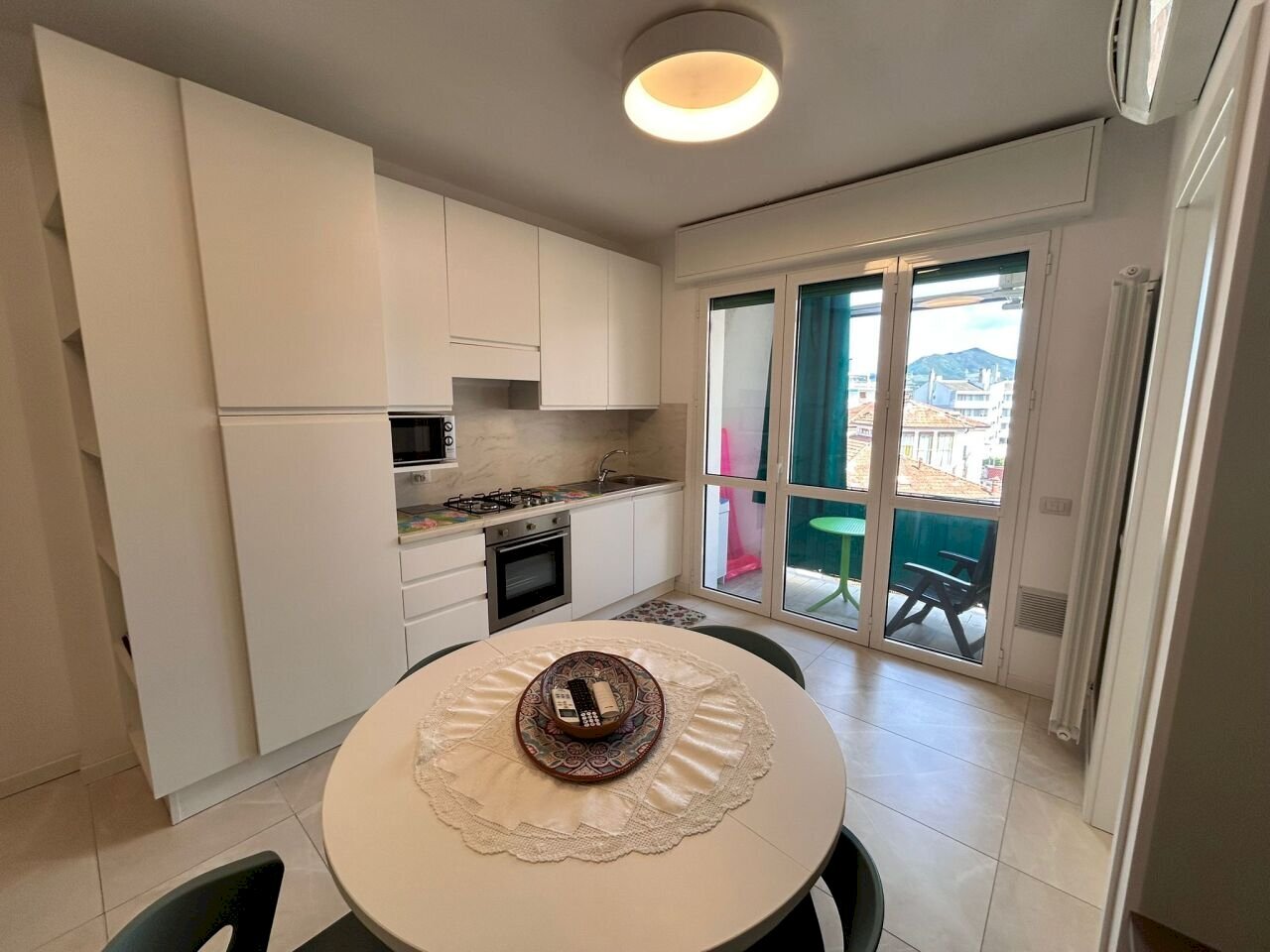 Soggiorno cottura (1).jpg - Bilocale Viale Roma, Sestri Levante - foto 2