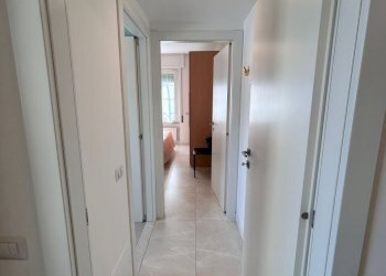 Disimpegno (2).jpg - Two-room apartment Viale Roma, Sestri Levante - photo 6