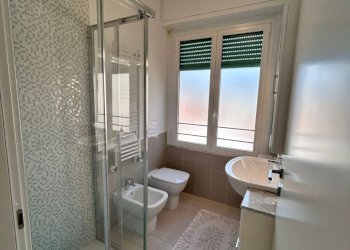 Bagno (3).jpg - Two-room apartment Viale Roma, Sestri Levante - photo 10
