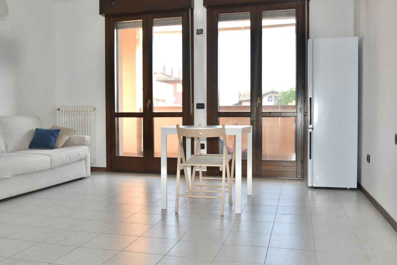 zona giorno - Three-room apartment Via Caduti del Pilastro 4. 1. 1991 6, Malalbergo - photo 2