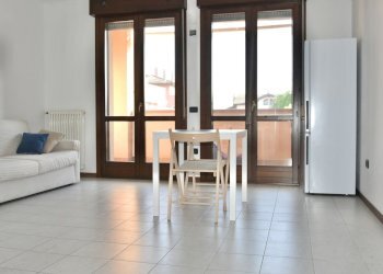 zona giorno - Three-room apartment Via Caduti del Pilastro 4. 1. 1991 6, Malalbergo - photo 2