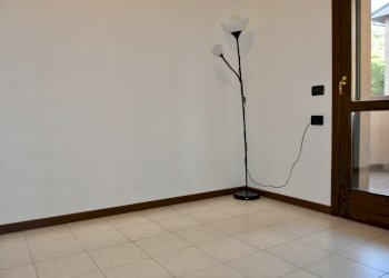 camera da letto - Three-room apartment Via Caduti del Pilastro 4. 1. 1991 6, Malalbergo - photo 23