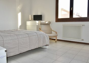 camera da letto - Three-room apartment Via Caduti del Pilastro 4. 1. 1991 6, Malalbergo - photo 28