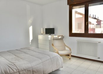 camera da letto - Three-room apartment Via Caduti del Pilastro 4. 1. 1991 6, Malalbergo - photo 29