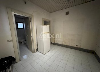 VENDESI CAPANNONE ZONA FOLLO - CAP03 -  (29).jpeg - Capannone La Spezia - foto 22