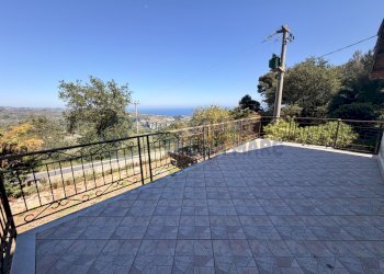 20.JPG - Villa Strada Provinciale 45, Cipressa - photo 2