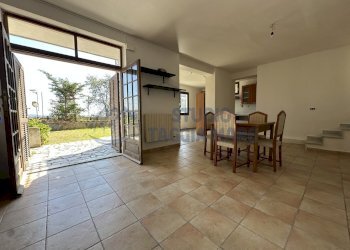 12.JPG - Villa Strada Provinciale 45, Cipressa - photo 11