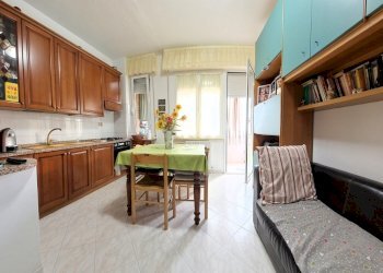 cucina - Trilocale Via Giampaolo Menichetti, Livorno - foto 1