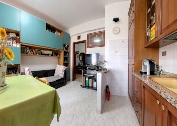 cucina - Trilocale Via Giampaolo Menichetti, Livorno - foto 2