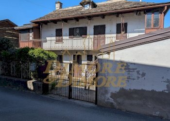 esterno copertina.jpg - Villa Beura-Cardezza - photo 1