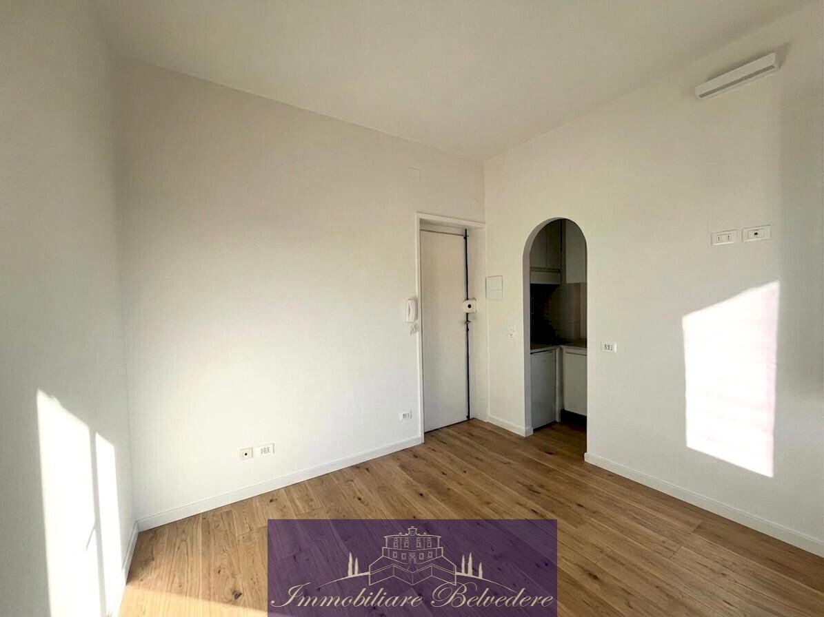 WhatsApp Image 2026-04-24 at 17.16.55 (7).jpeg - Monolocale Via de' Barbadori, Firenze (zona Santo Spirito) - foto 1